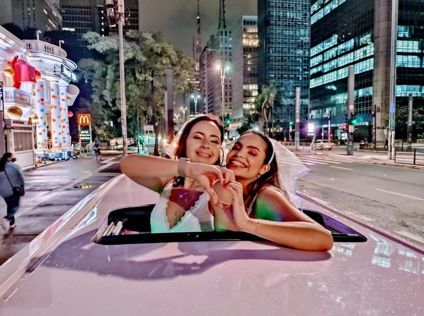 Limousine para despedida de solteiro(a)