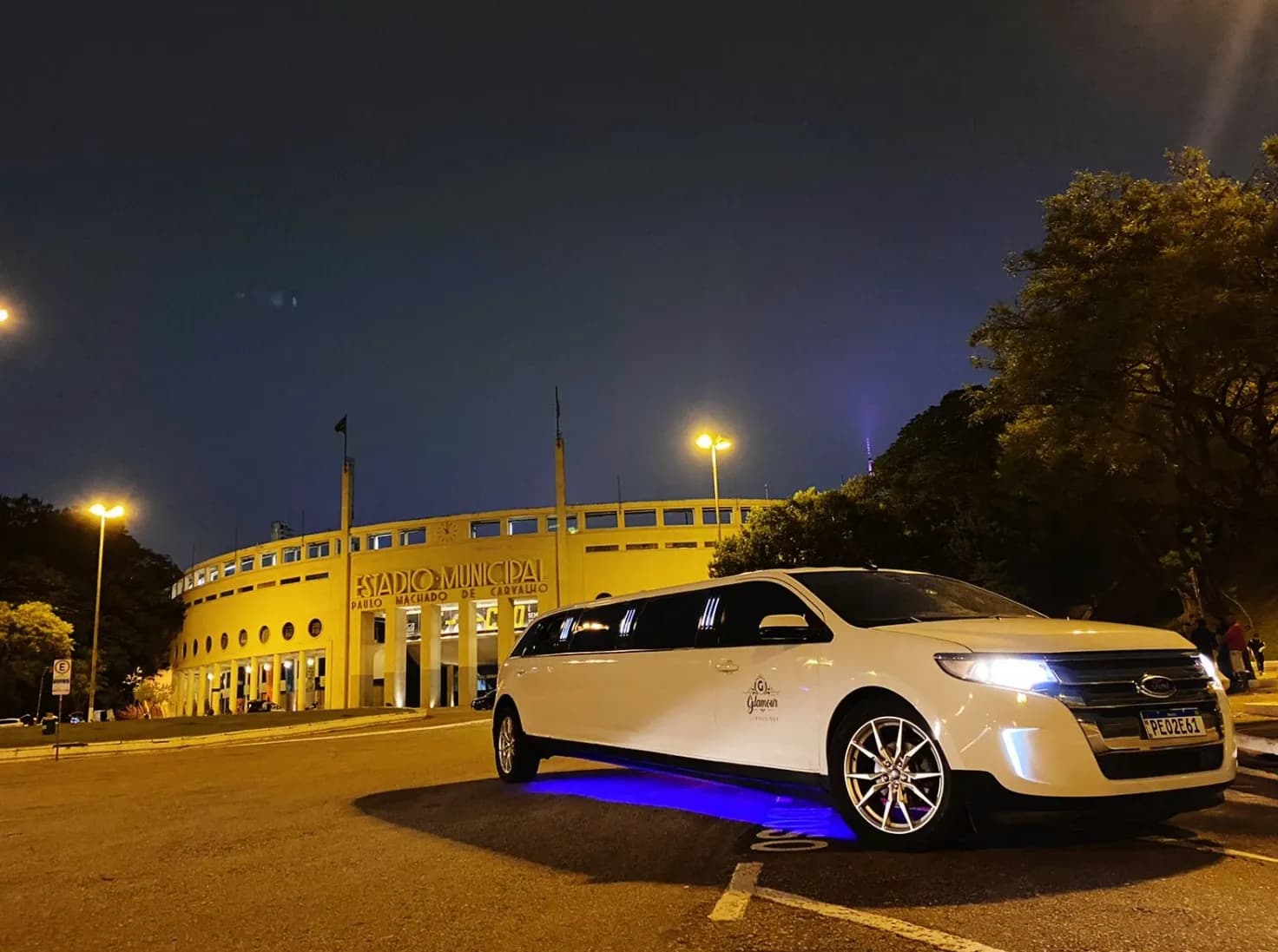 Limousine Branca — Glamour Limousines em São Paulo