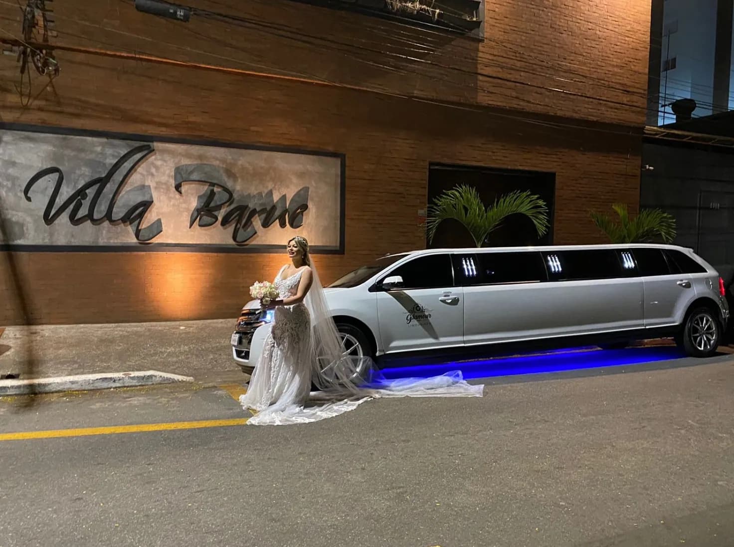 Limousine Branca — Glamour Limousines em São Paulo