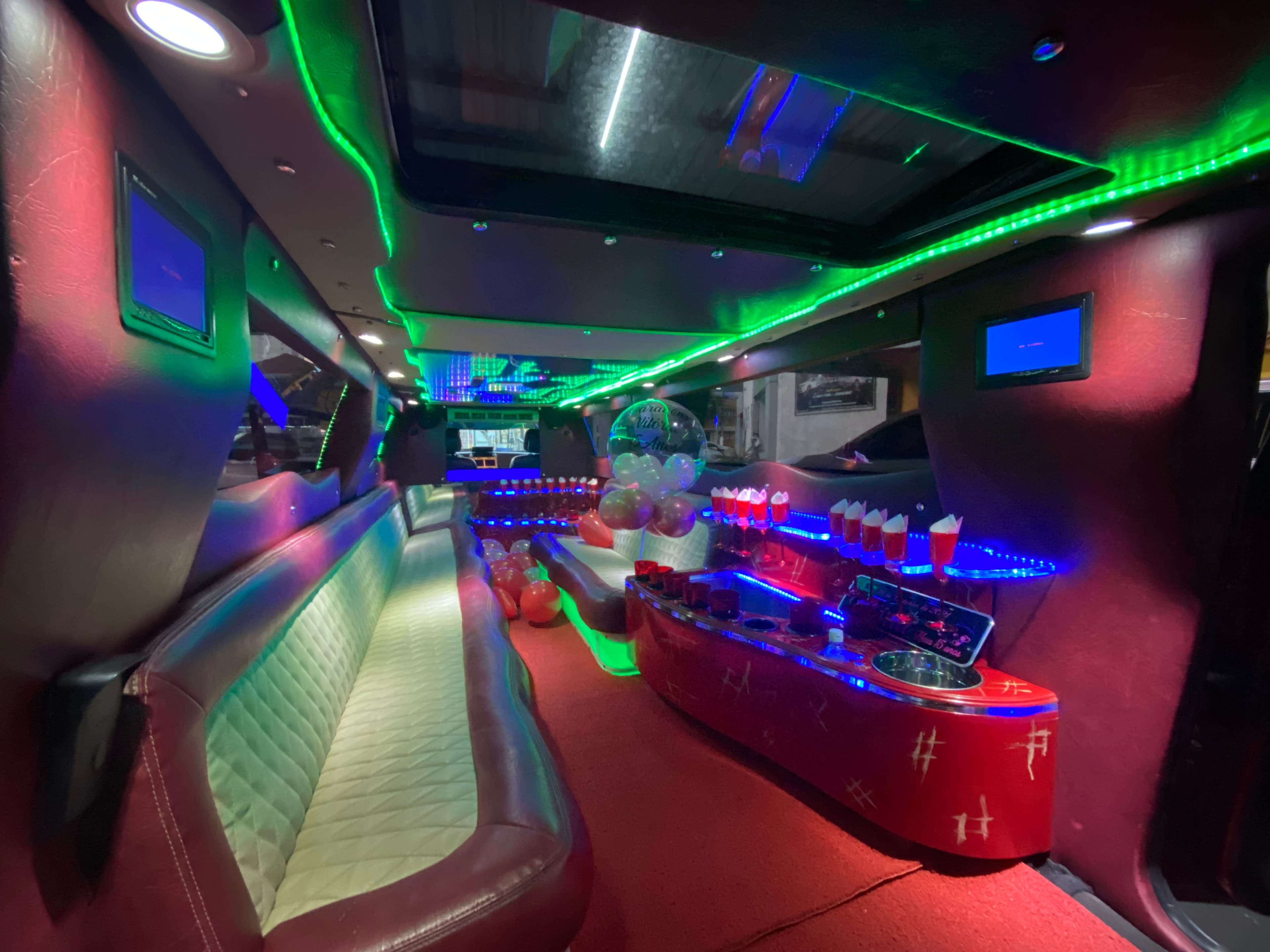 Glamour Limousines