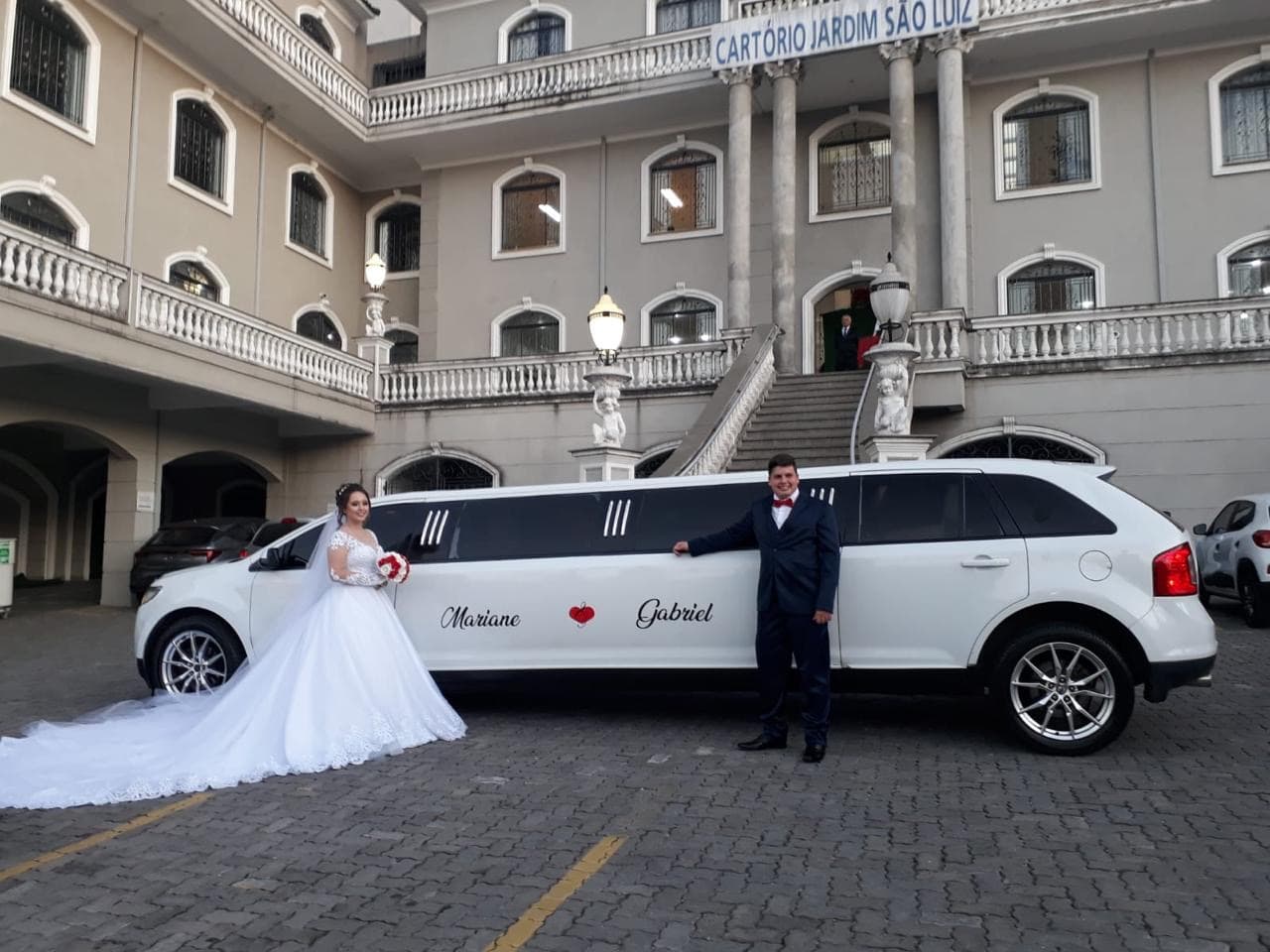 Glamour Limousines